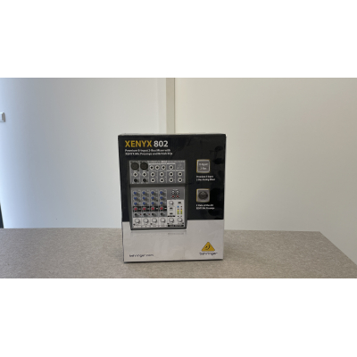 Behringer | XENYX 802 | Analog Mixer 8 Input